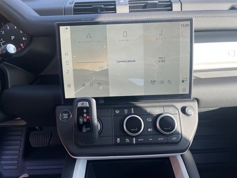 New 2026 Land Rover Defender 110 S image 17