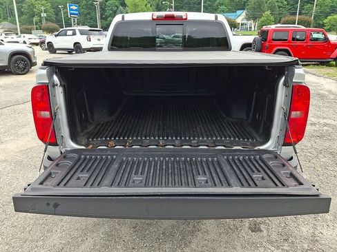 Used 2017 Chevrolet Colorado Z71 AWD/4WD image 31