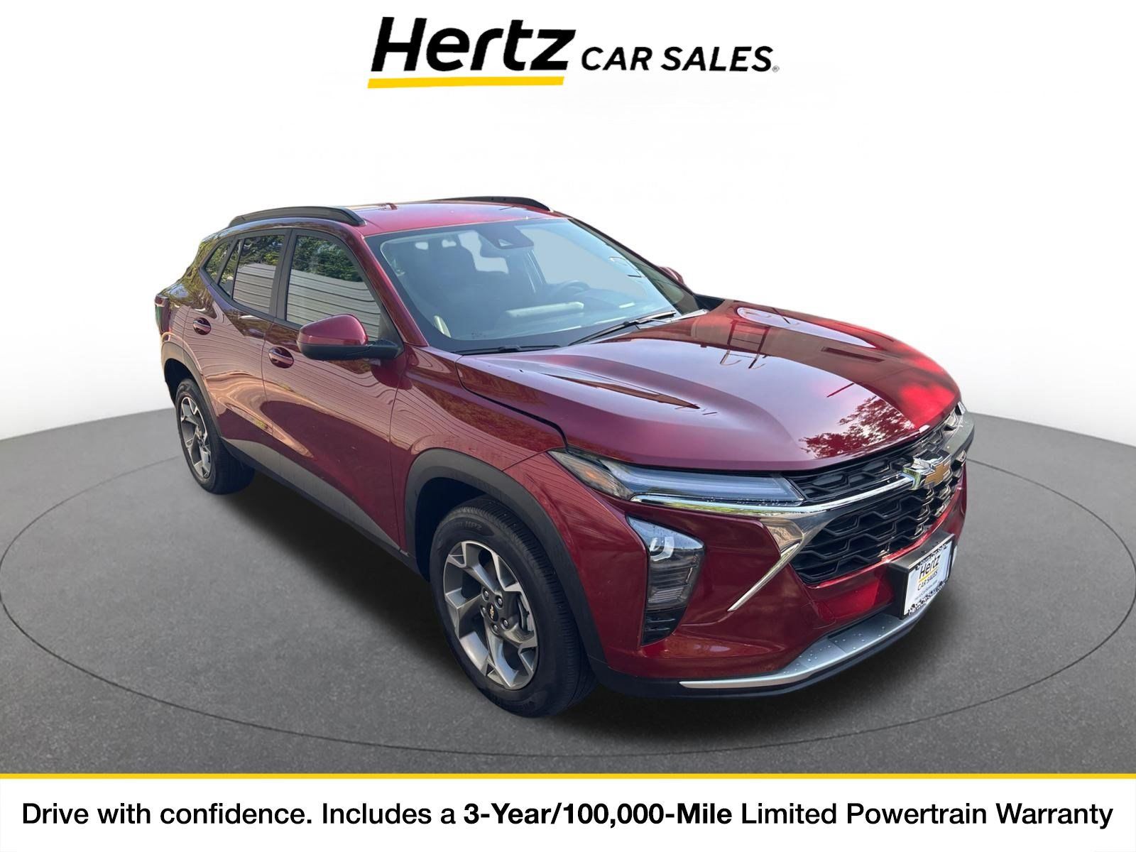 Used 2025 Chevrolet Trax LT FWD image 1