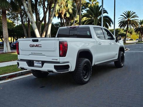 Used 2022 GMC Sierra 1500 AT4 w/ AT4 Premium Package AWD/4WD image 5