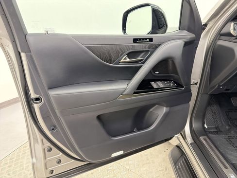 Certified 2025 Lexus LX 700h Luxury w/ Appearance Package AWD/4WD image 25