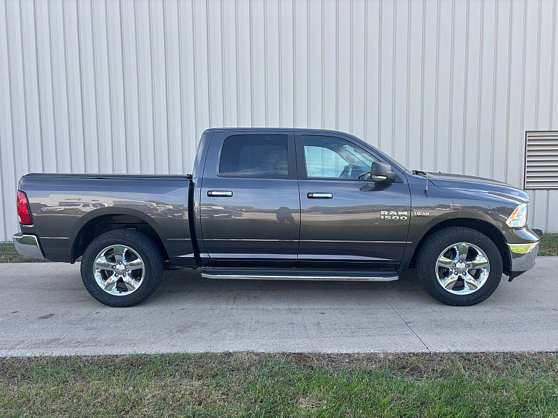 Used 2017 RAM 1500 Big Horn AWD/4WD image 2