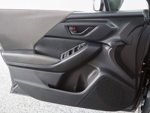 Used 2024 Subaru Crosstrek 2.0i Premium image 23