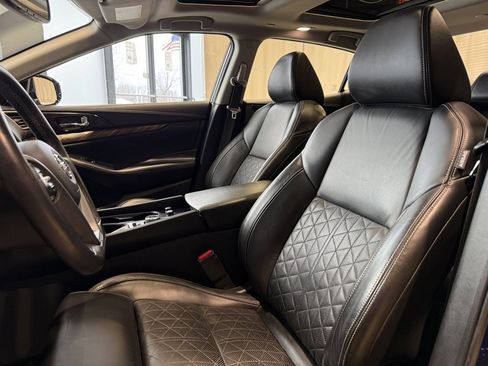 Certified 2018 Nissan Maxima Platinum image 18