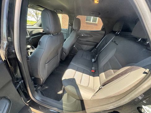 Used 2023 Chevrolet TrailBlazer RS w/ Convenience Package AWD/4WD image 19