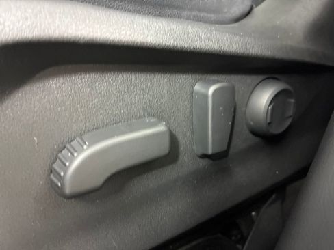 Used 2019 Subaru Forester Limited image 25