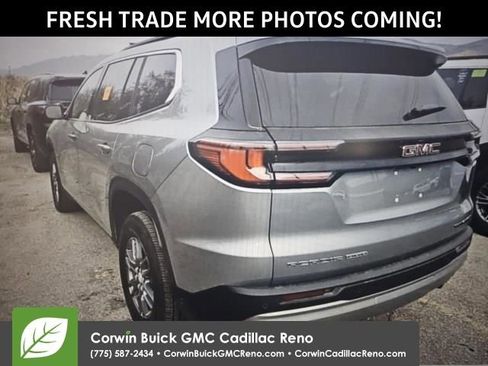 Used 2025 GMC Acadia Elevation image 4