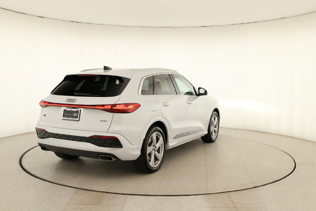 Certified 2025 Audi Q5 Prestige AWD/4WD image 6