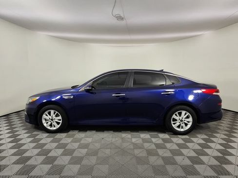 Used 2020 Kia Optima LX FWD image 2