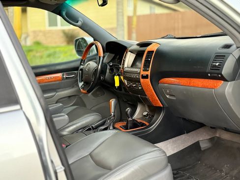 Used 2007 Lexus GX 470 AWD/4WD image 23