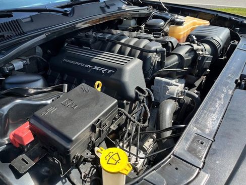 Used 2017 Dodge Challenger R/T Scat Pack w/ Dynamics Package image 32