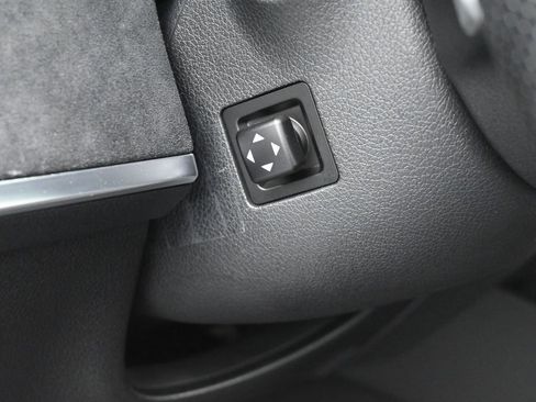 Used 2023 Kia Stinger GT2 image 16