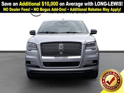 Used 2023 Lincoln Navigator Reserve image 11