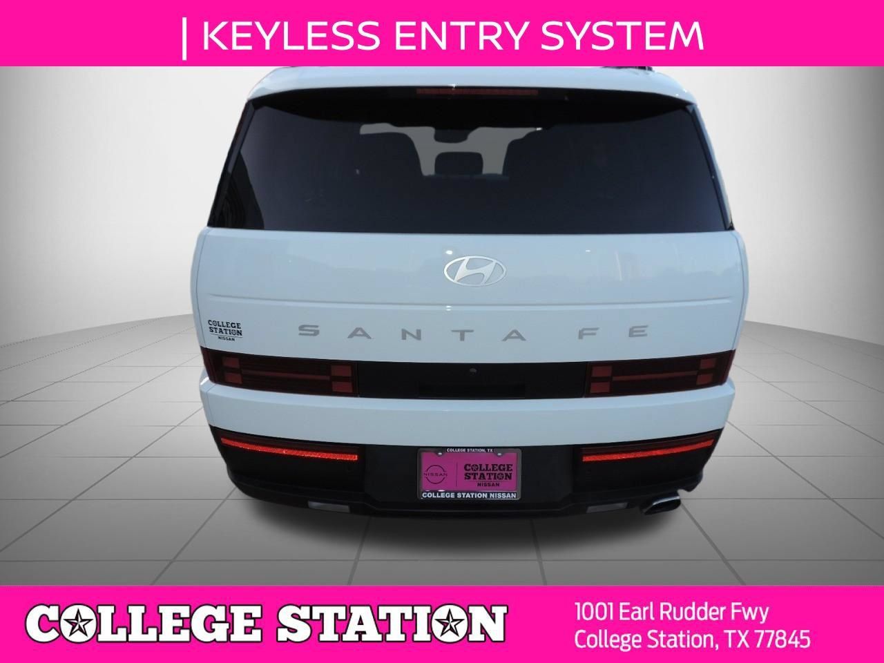Used 2025 Hyundai Santa Fe SEL FWD image 5