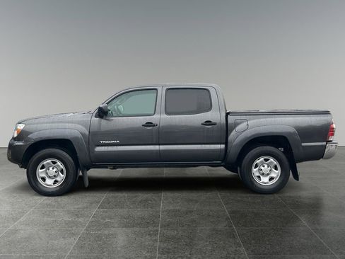 Used 2013 Toyota Tacoma PreRunner w/ SR5 Pkg image 4