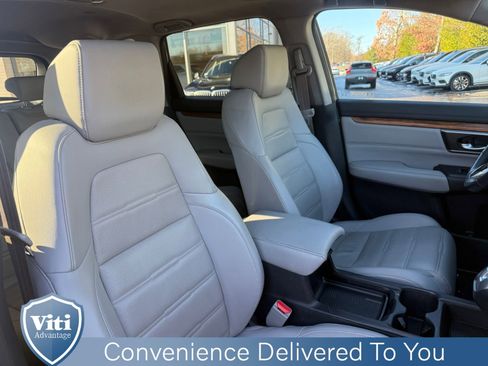 Used 2019 Honda CR-V Touring image 31