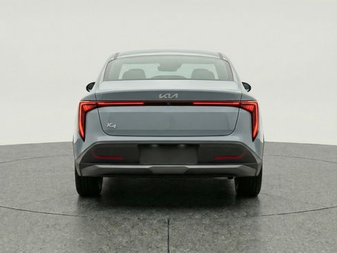 Used 2025 Kia K4 LXS image 7