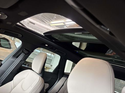 Used 2026 Volvo XC60 B5 Core w/ Protection Package Premier image 24