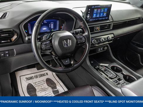 Used 2025 Honda Pilot Black Edition image 4