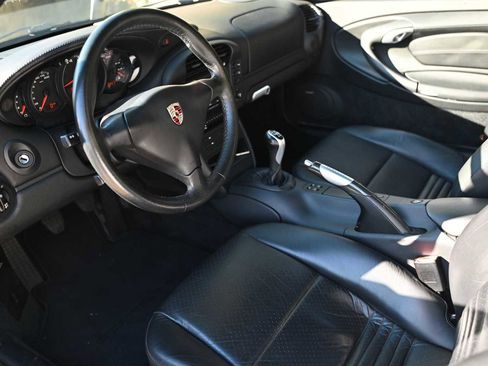 Used 2003 Porsche 911 Carrera 4S image 17