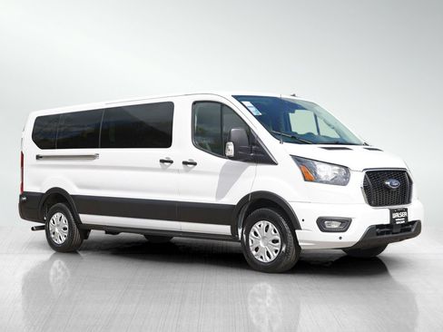 Used 2024 Ford Transit 350 XLT RWD image 6