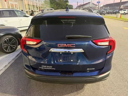 Used 2022 GMC Terrain SLE w/ Driver Convenience Package AWD/4WD image 5