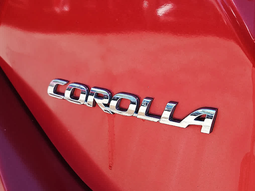 Used 2018 Toyota Corolla SE FWD image 29