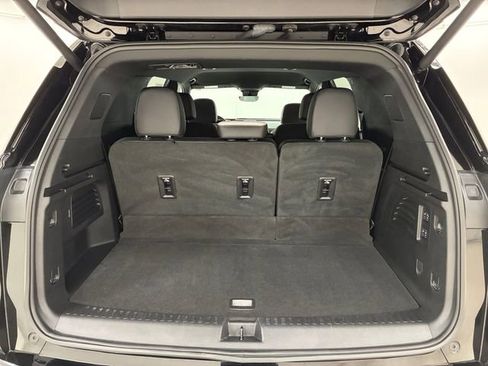 Certified 2025 Chevrolet Traverse High Country w/ LPO, Floor Liner Package AWD/4WD image 17