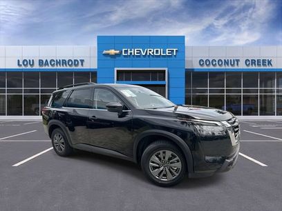 Used 2025 Nissan Pathfinder SV