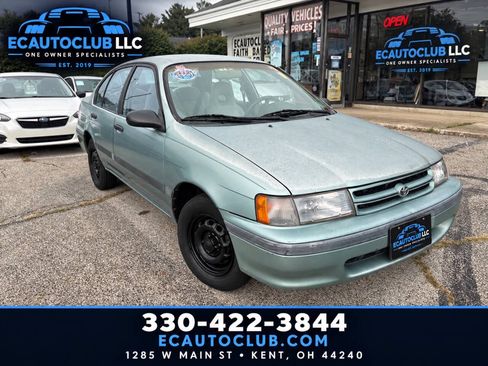 Used 1994 Toyota Tercel DX FWD image 1