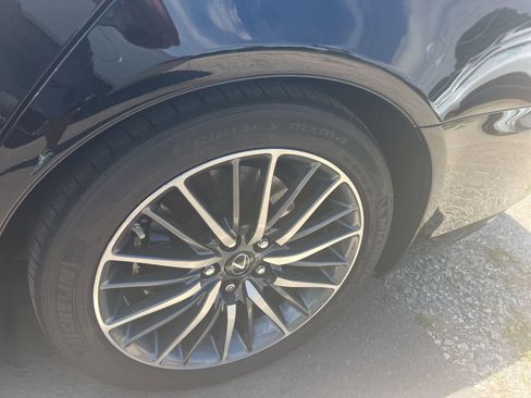 Used 2013 Lexus LS 460 w/ F-Sport Pkg RWD image 15