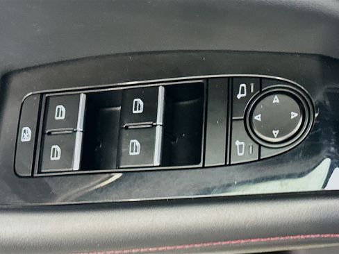 Used 2024 MAZDA MAZDA3 s image 15