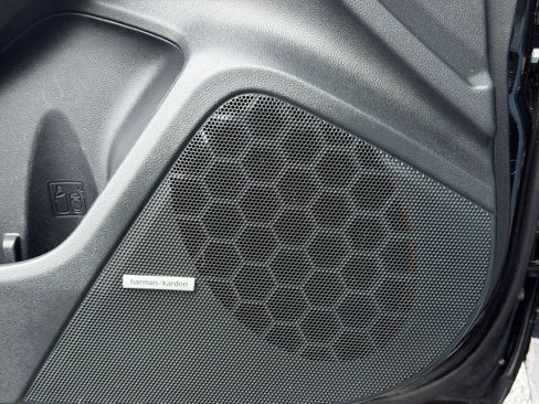 Used 2022 Subaru Impreza 2.0i Sport image 32