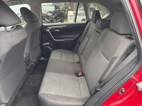 Used 2023 Toyota RAV4 XLE image 15