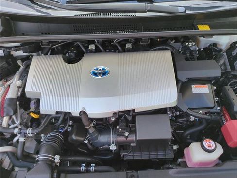 Certified 2018 Toyota Prius Prime Advanced FWD image 22