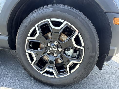 Used 2025 Ford Bronco Sport Outer Banks AWD/4WD image 14
