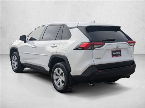 Used 2024 Toyota RAV4 LE image 8