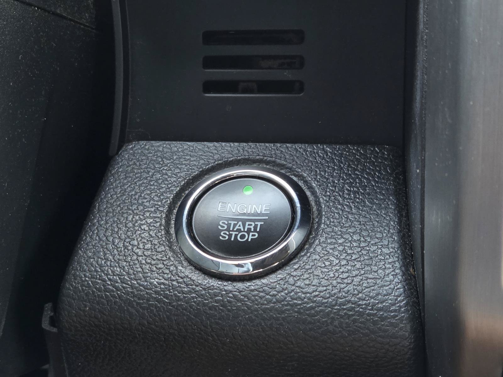 Used 2018 Ford F150 Platinum w/ Equipment Group 701A Luxury AWD/4WD image 21
