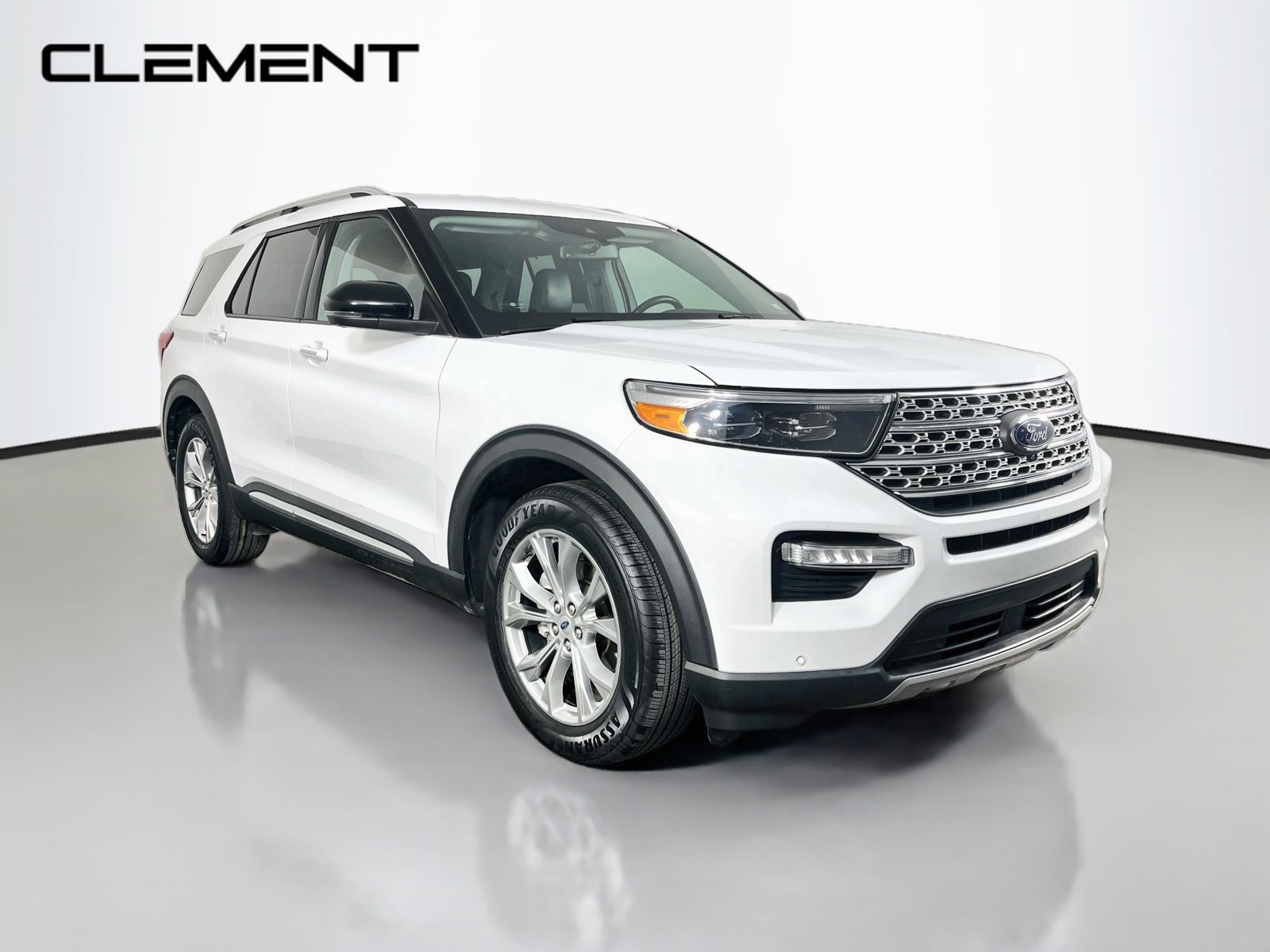 Used 2023 Ford Explorer Limited w/ Equipment Group 301A RWD image 4