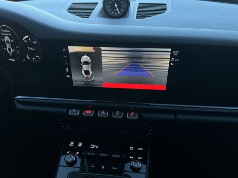 Certified 2024 Porsche 911 Carrera T image 34