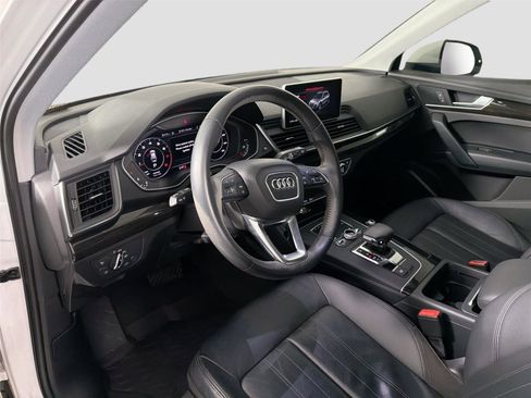 Used 2018 Audi Q5 2.0T Premium AWD/4WD image 9