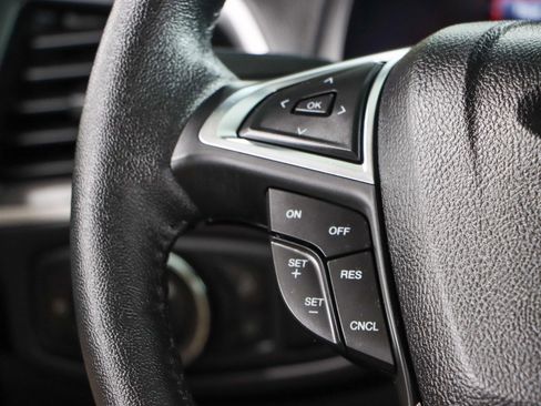 Used 2022 Ford Edge SEL w/ Convenience Package image 13