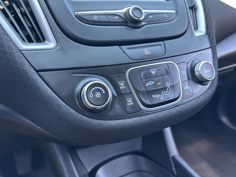 Used 2018 Chevrolet Malibu LS FWD image 29
