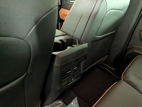 New 2026 GMC Canyon AT4 w/ Technology Plus Package AWD/4WD image 30
