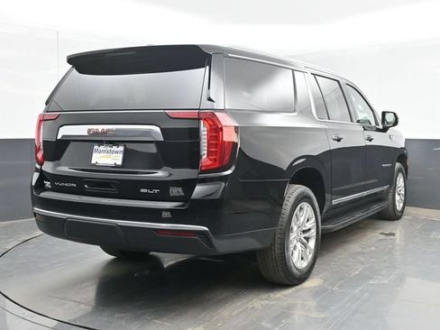 Used 2023 GMC Yukon XL SLT AWD/4WD image 14