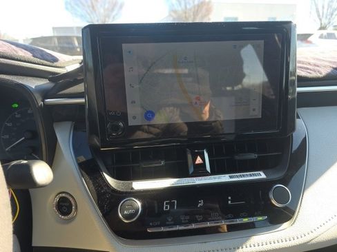 Used 2023 Toyota Corolla SE image 7