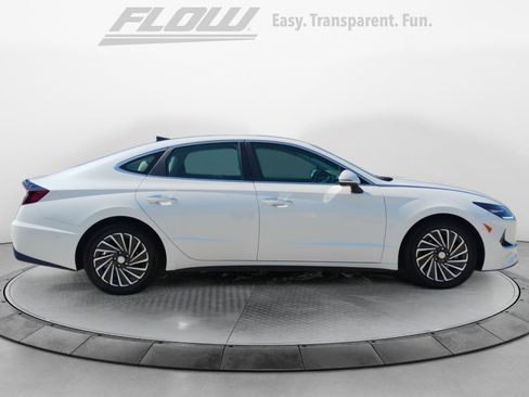 Used 2023 Hyundai Sonata Limited w/ Cargo Package FWD image 10