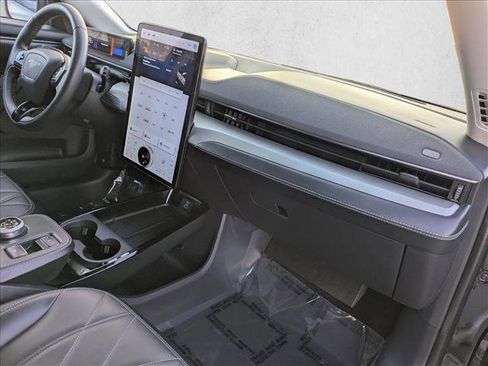 Used 2021 Ford Mustang Mach-E Select w/ Comfort/Appearance Package image 22