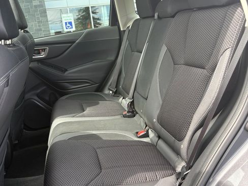 Used 2024 Subaru Forester Premium AWD/4WD image 18