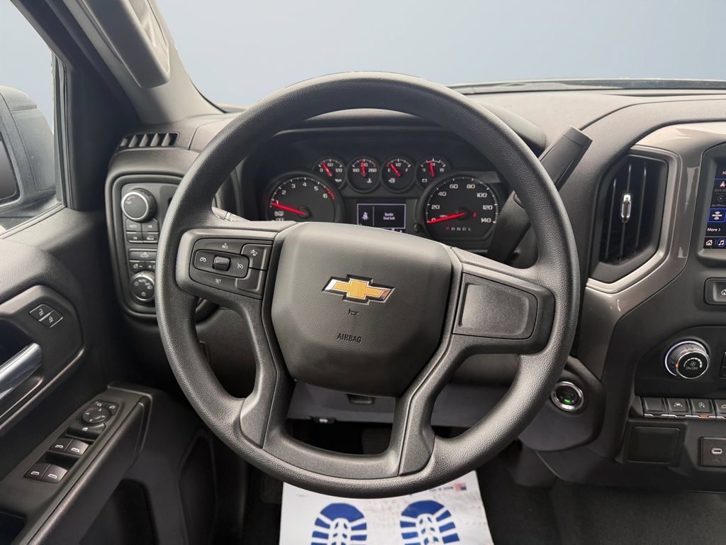 Used 2026 Chevrolet Silverado 1500 Custom AWD/4WD image 12
